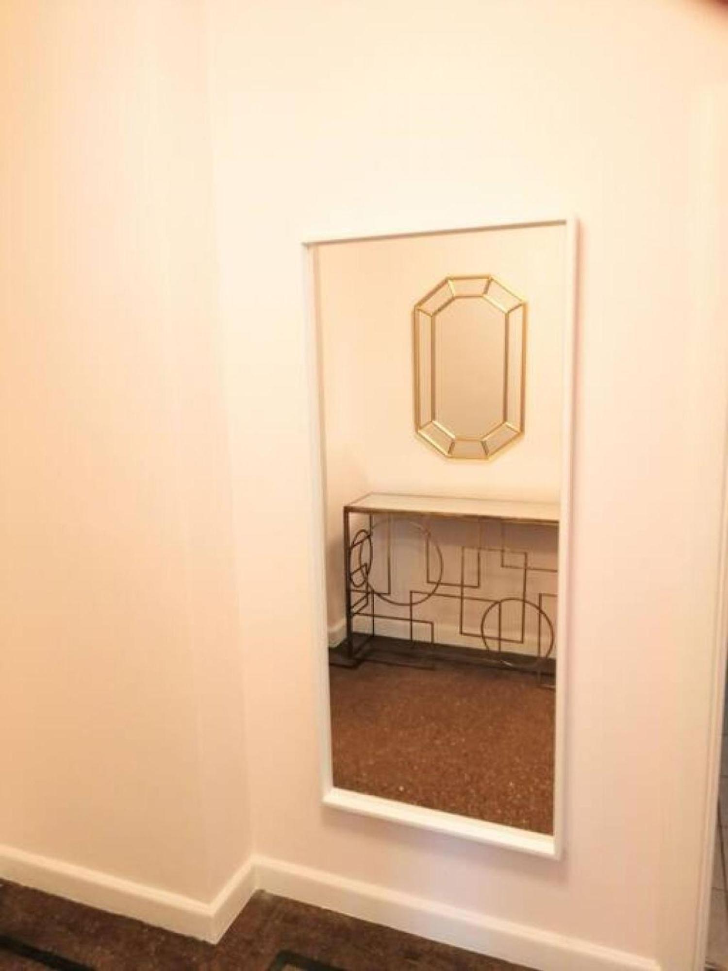 Elegant Apartment In Syntagma Square Athens Exterior photo