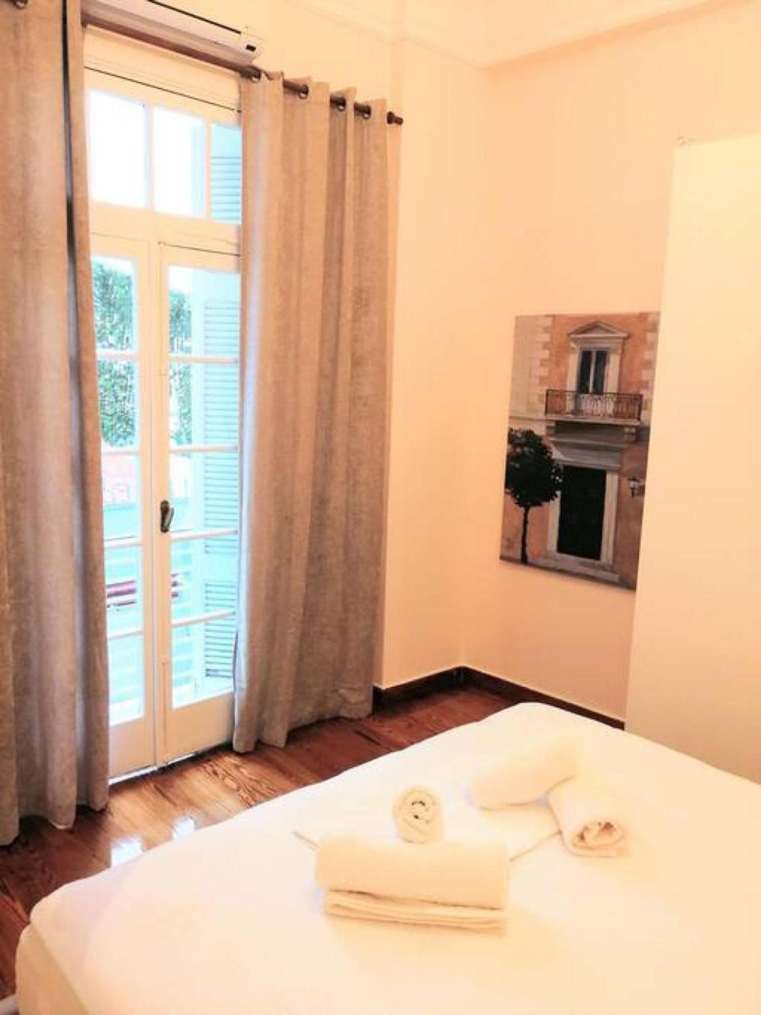 Elegant Apartment In Syntagma Square Athens Exterior photo