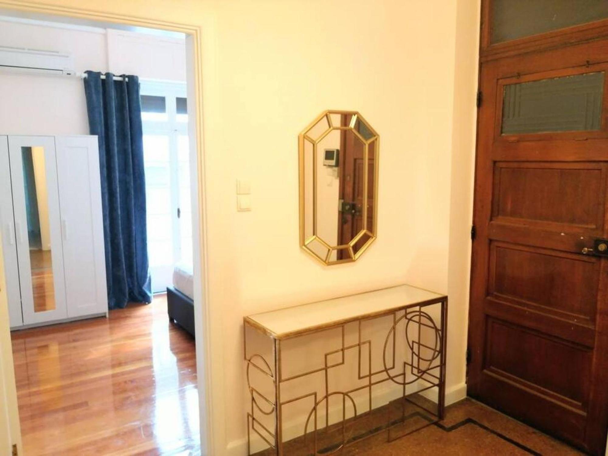 Elegant Apartment In Syntagma Square Athens Exterior photo