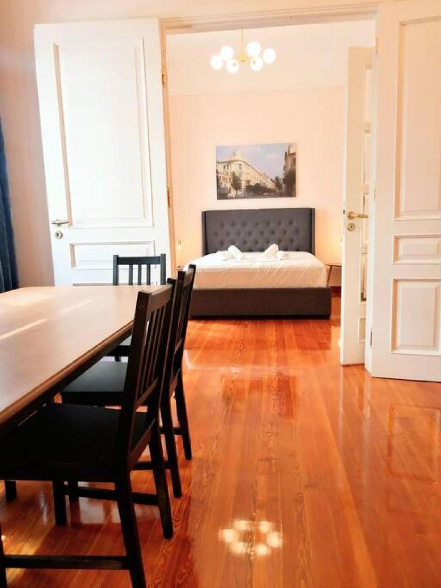 Elegant Apartment In Syntagma Square Athens Exterior photo